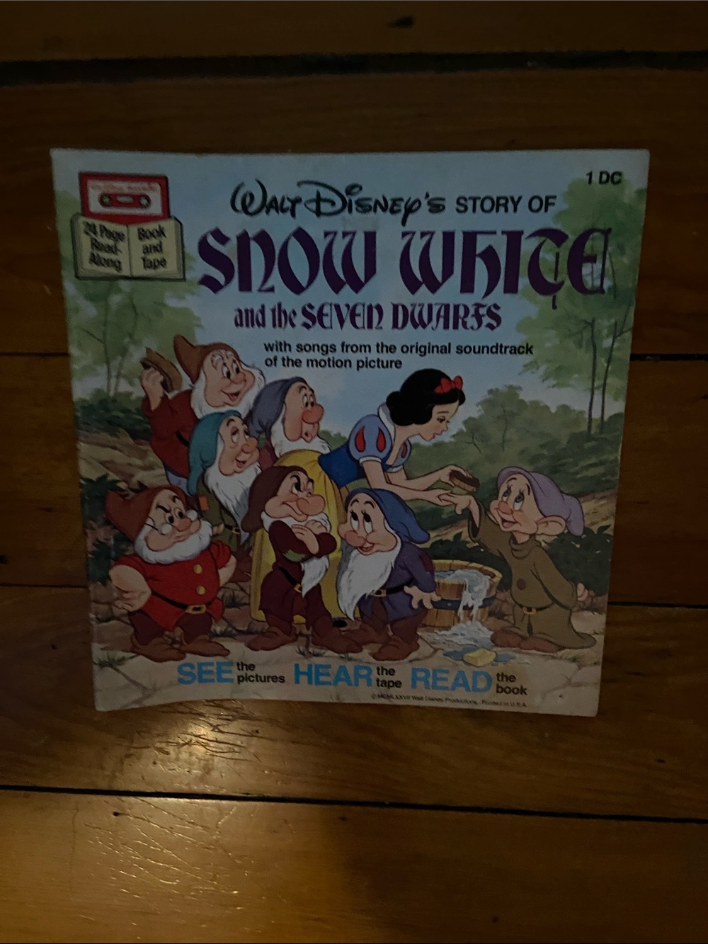 Disney Vintage 70s 1970s Walt Disney’s Snow White and the Seven Dwarfs book